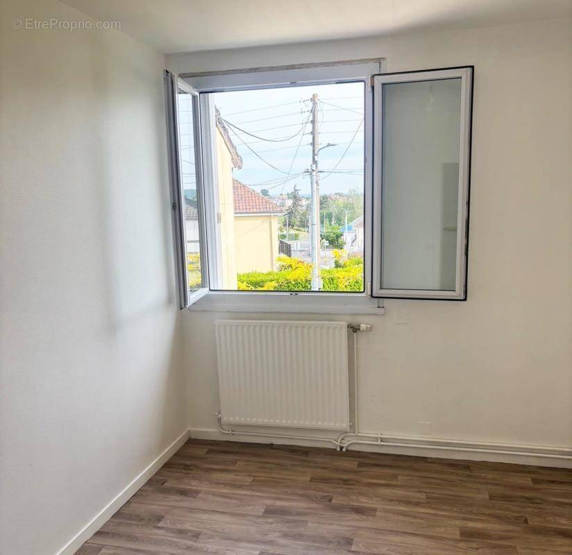 Appartement à CERANS-FOULLETOURTE