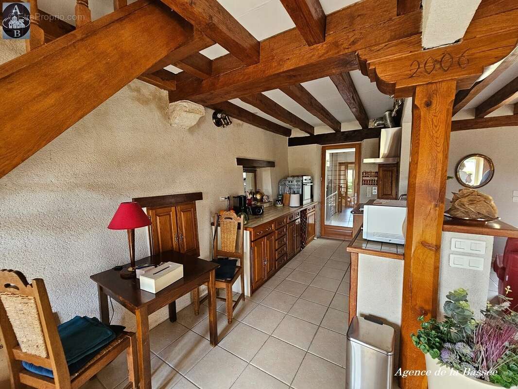 Maison 110 m² à Provins  - photo 4