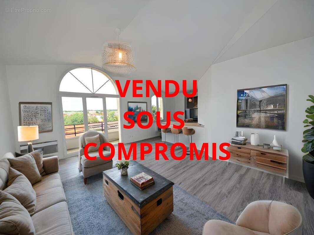 Appartement à VAUJOURS