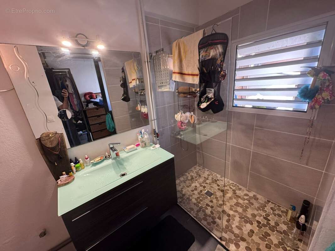 Magnifique maison T5 mitoyenne à l'entrée de BOURDA - photo 9