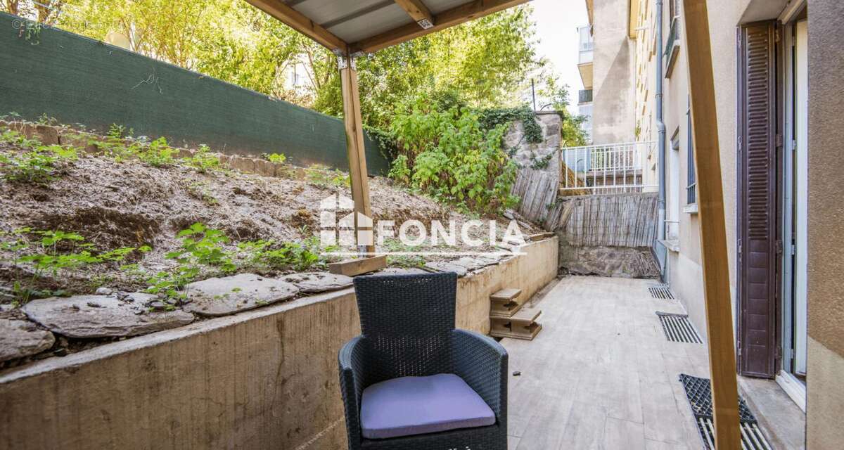 Quartier Amphithéâtre - 3 pièces tout confort avec terrasse et jardinet - photo 2