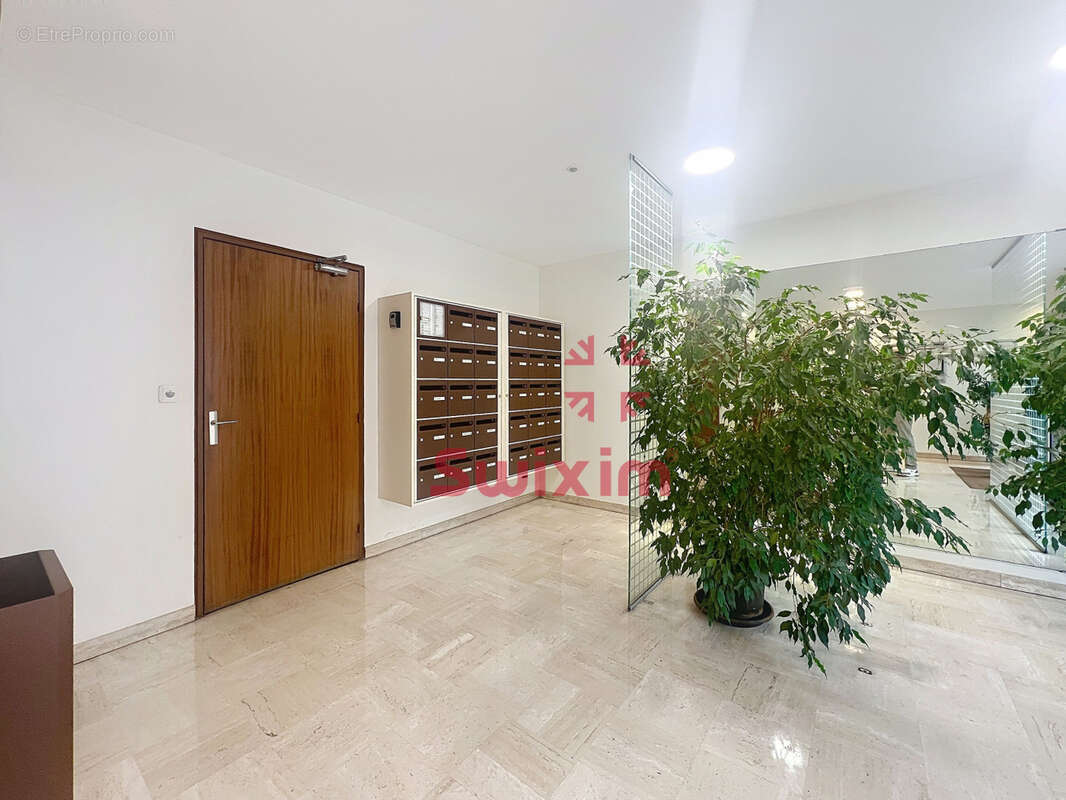 Appartement à COURBEVOIE