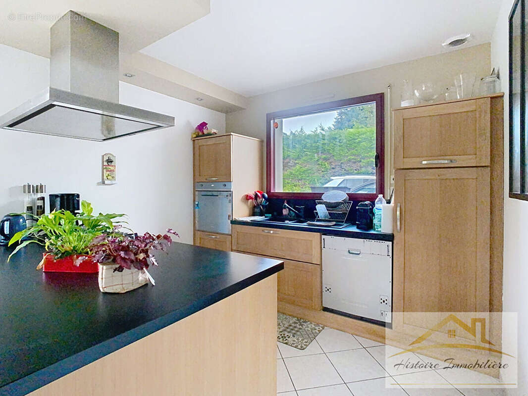 Maison à LA FOREST-LANDERNEAU