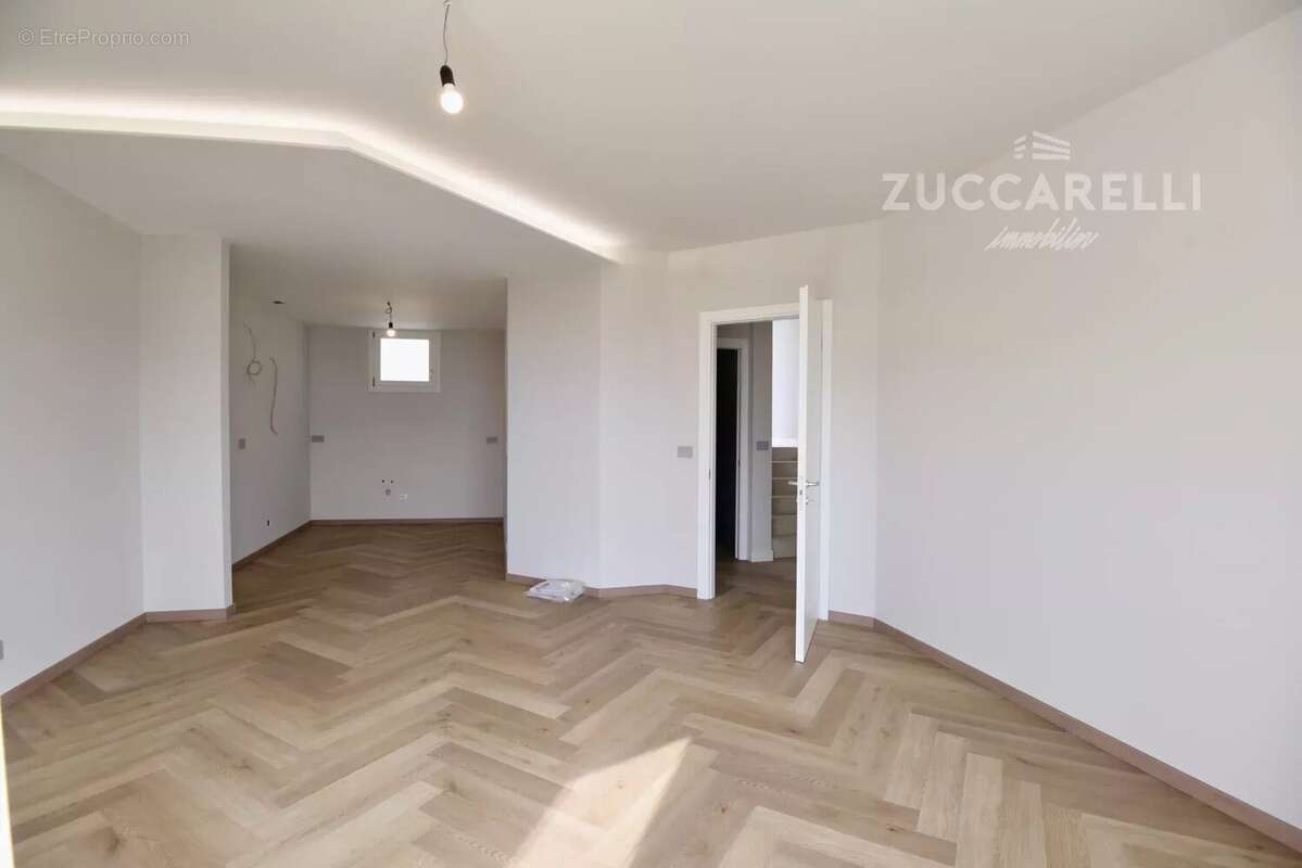 Maison à ROQUEBRUNE-CAP-MARTIN