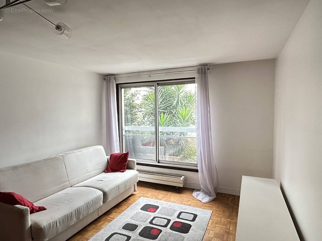Appartement à SURESNES