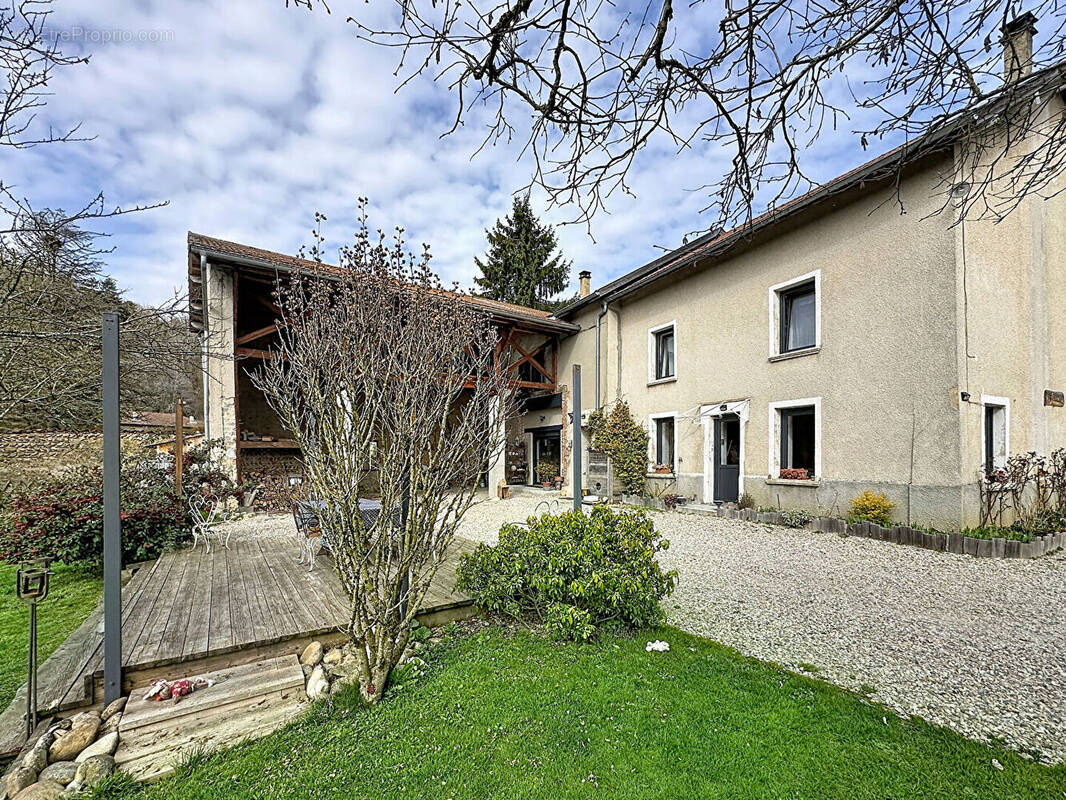 Maison à BOURGOIN-JALLIEU