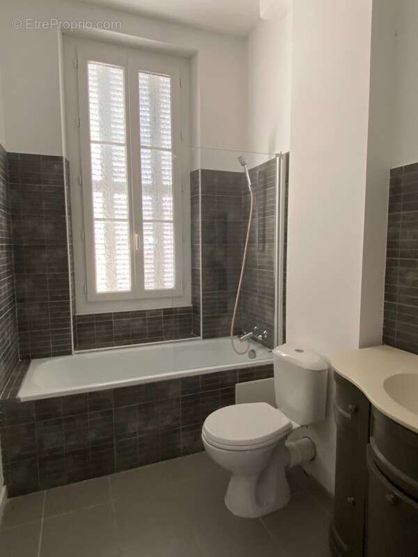 Maison à RUELLE-SUR-TOUVRE