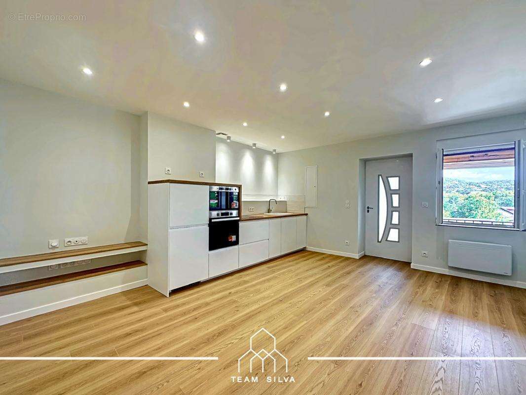 Appartement à GIVORS