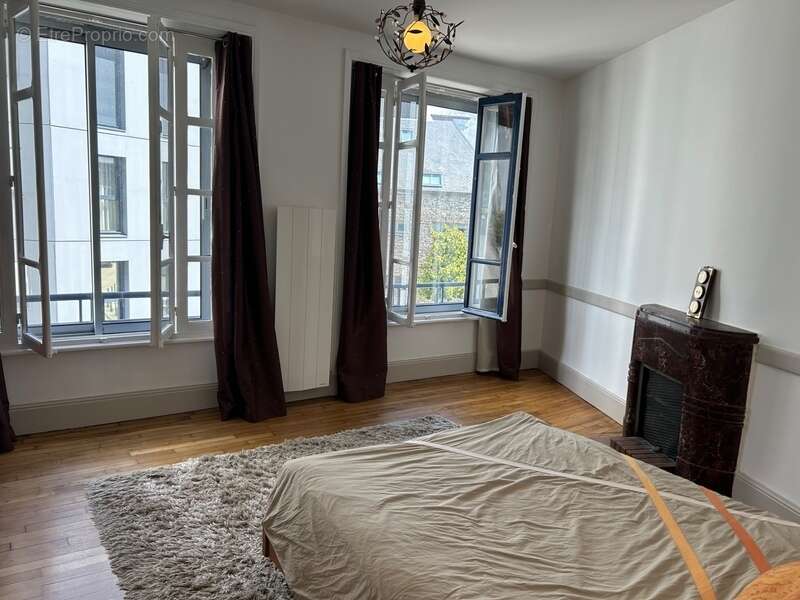 Rare a vannes (56)- centre appartement de charme 107 m²  avec stationnement privatif (56) - photo 13