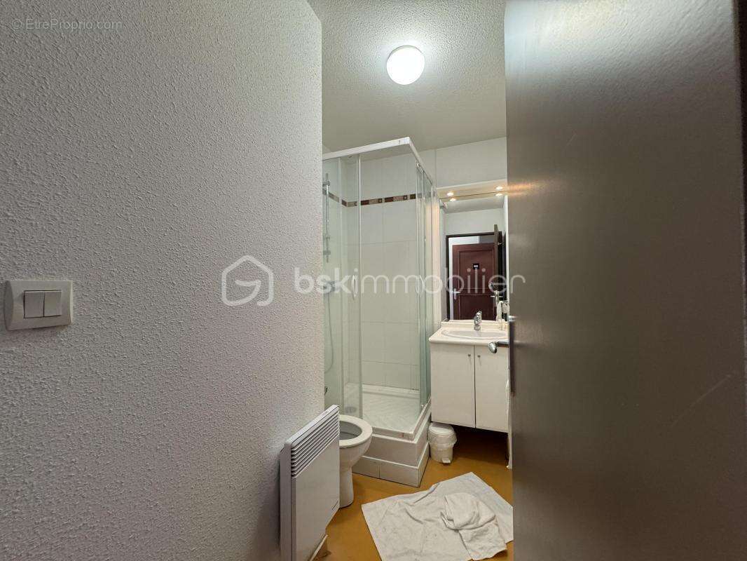 RETOUR A LA VENTE - Investissement LMNP - T1 meublé en résidence gérée - photo 6