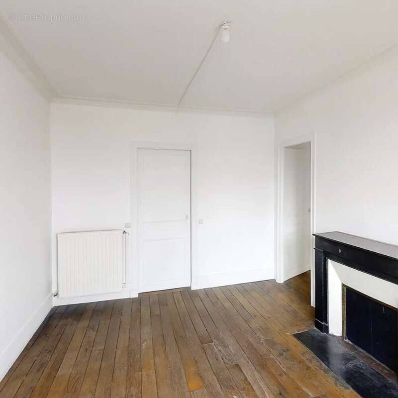 Appartement à PARIS-7E