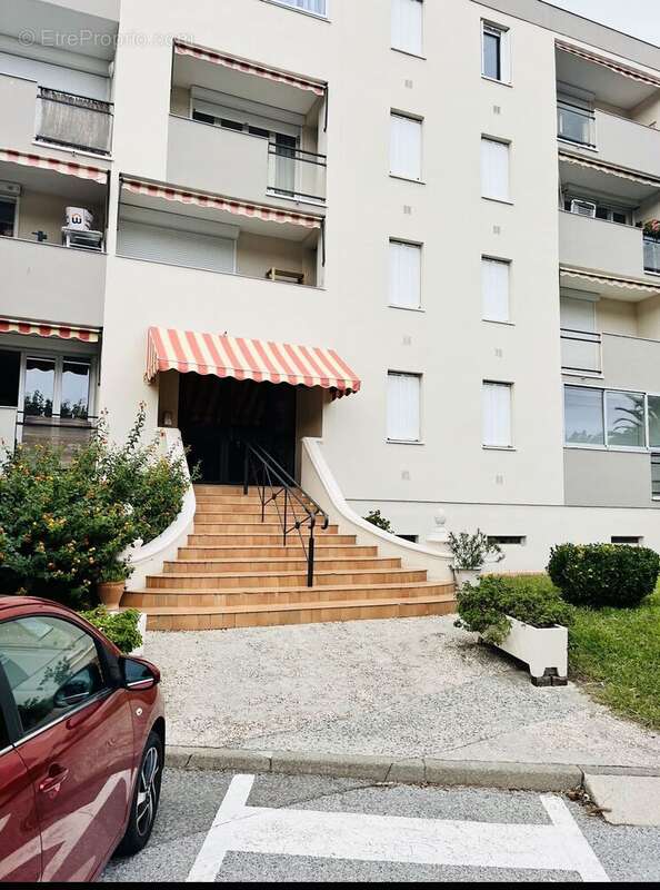 Photo 3 - Appartement à SAINTE-MAXIME