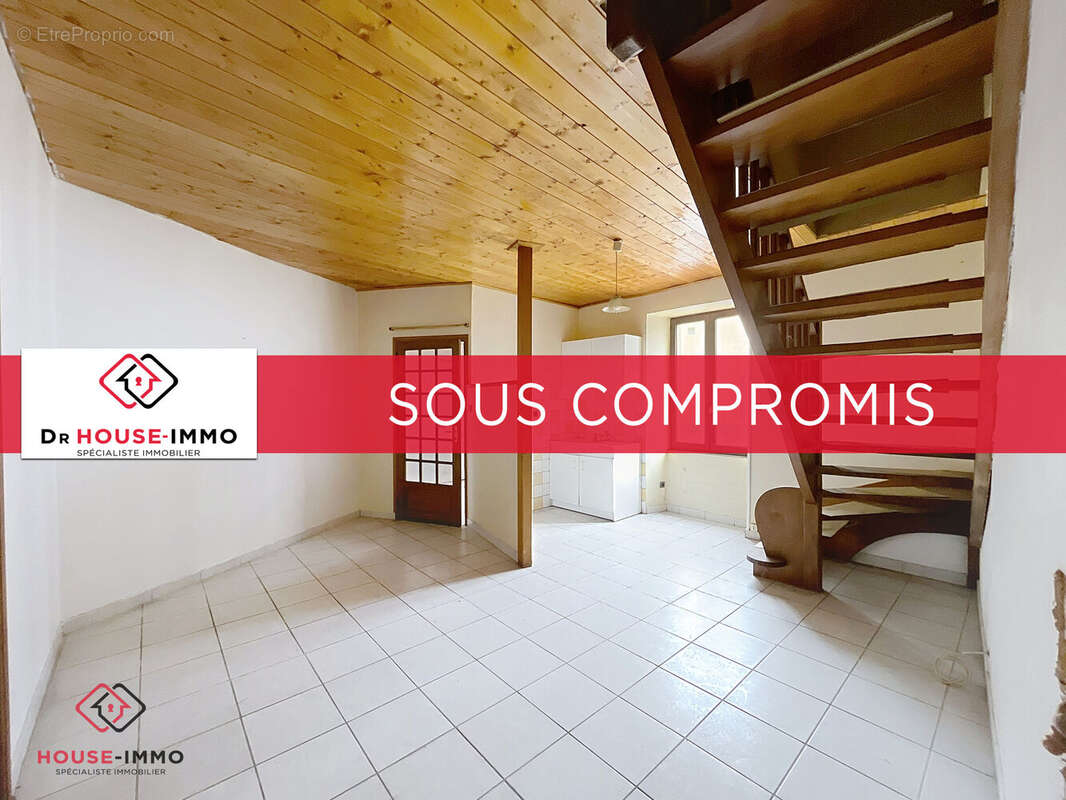 Maison à CLAIRVAUX-LES-LACS