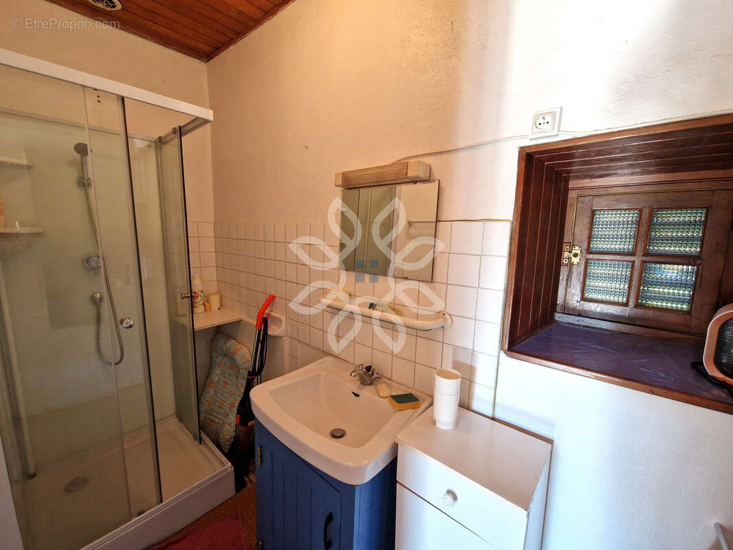 Autre à VILLENEUVE-D&#039;ALLIER