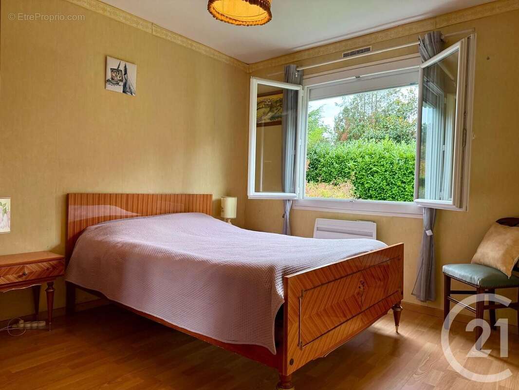 Maison à EZY-SUR-EURE