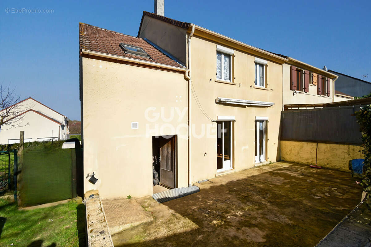 Maison à SOIGNOLLES-EN-BRIE