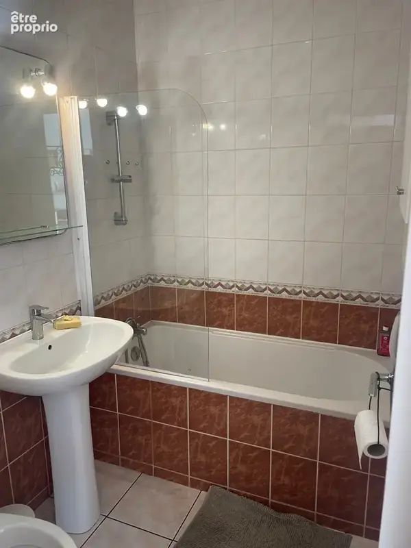 Appartement 1 pièce 26 m² à vendre à Six-Fours-Les-Plages (83140) - photo 5