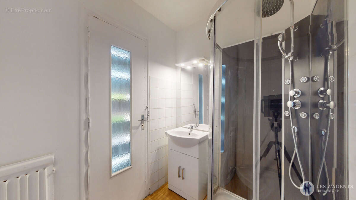 Appartement à SAINT-MARTIN-D&#039;HERES