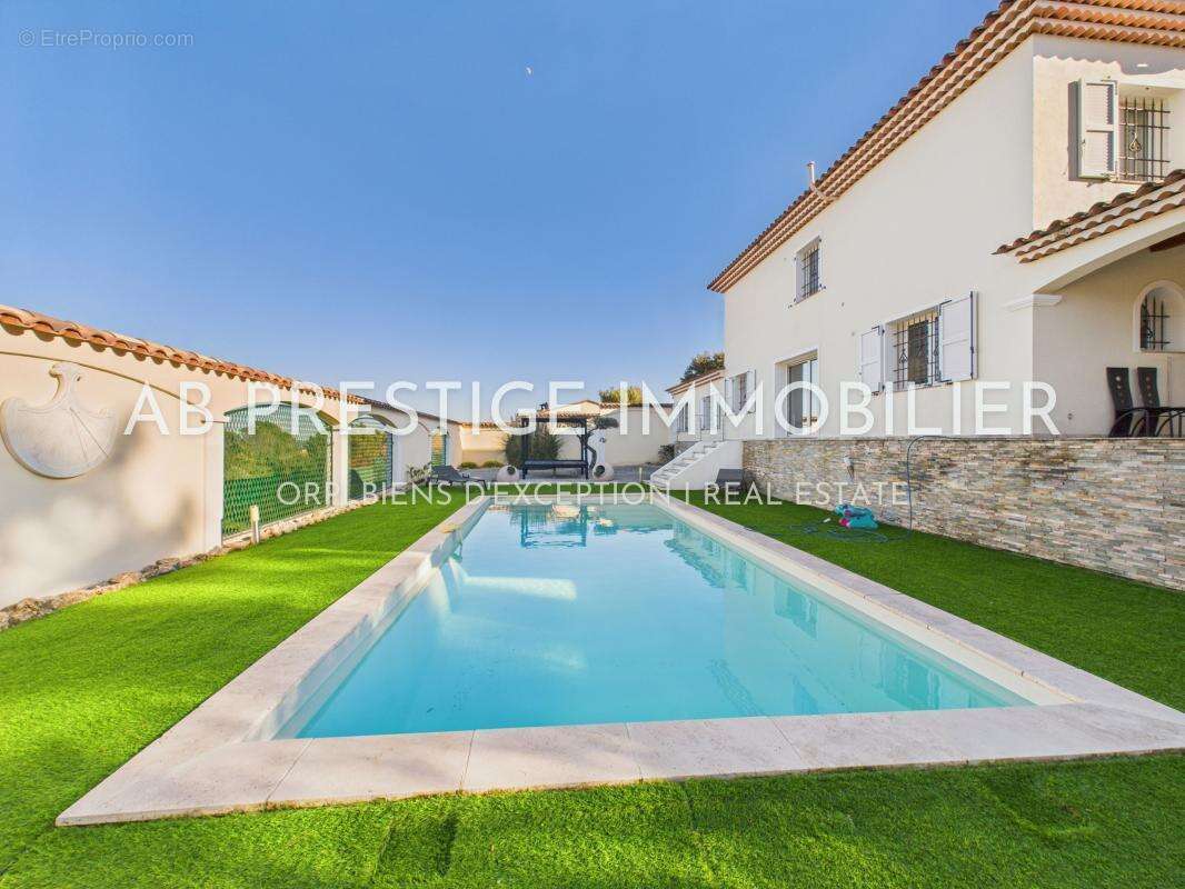 Maison à PEYMEINADE