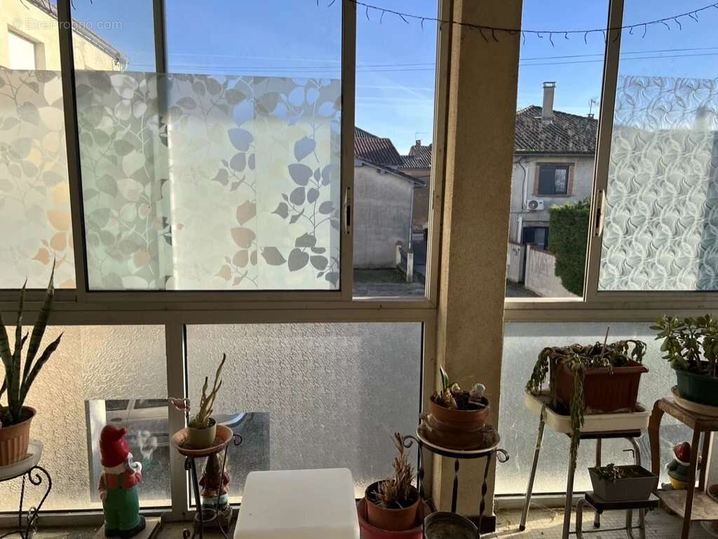 Appartement à LAVIT