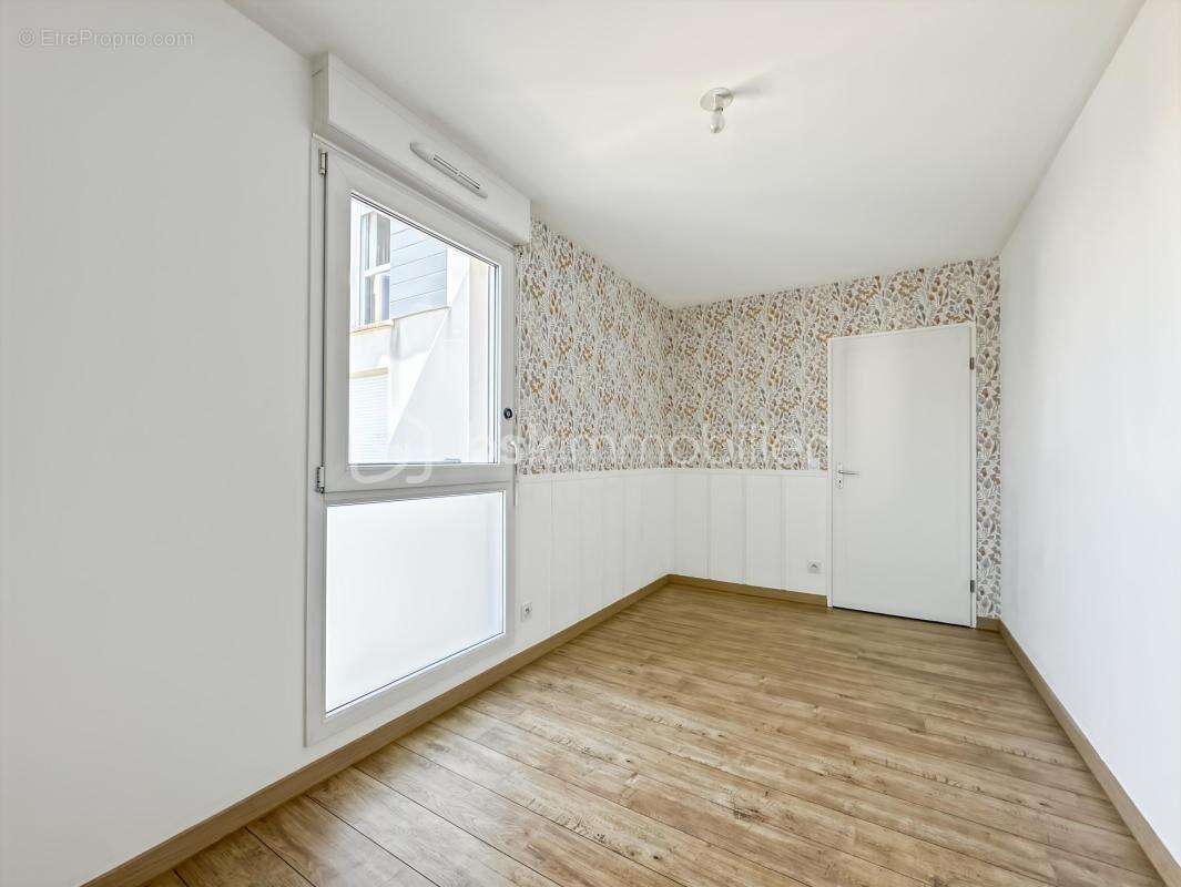 Appartement 3 chambres avec balcon et 3 places de parking - photo 7