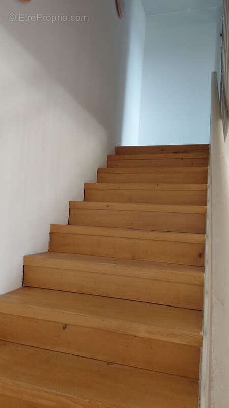 Maison à GUYANS-VENNES