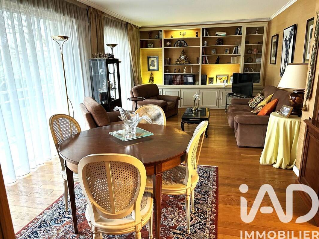 Photo 1 - Appartement à SAINT-MAUR-DES-FOSSES