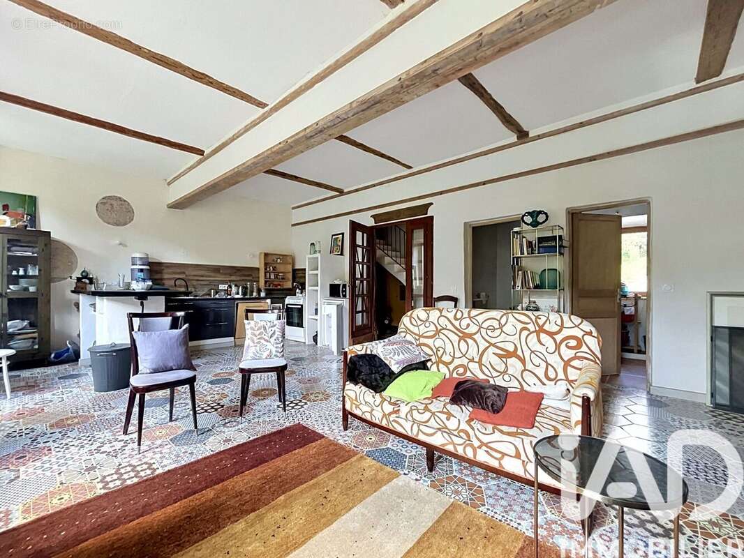 Maison 218 m² à Caunettes-En-Val  - photo 8