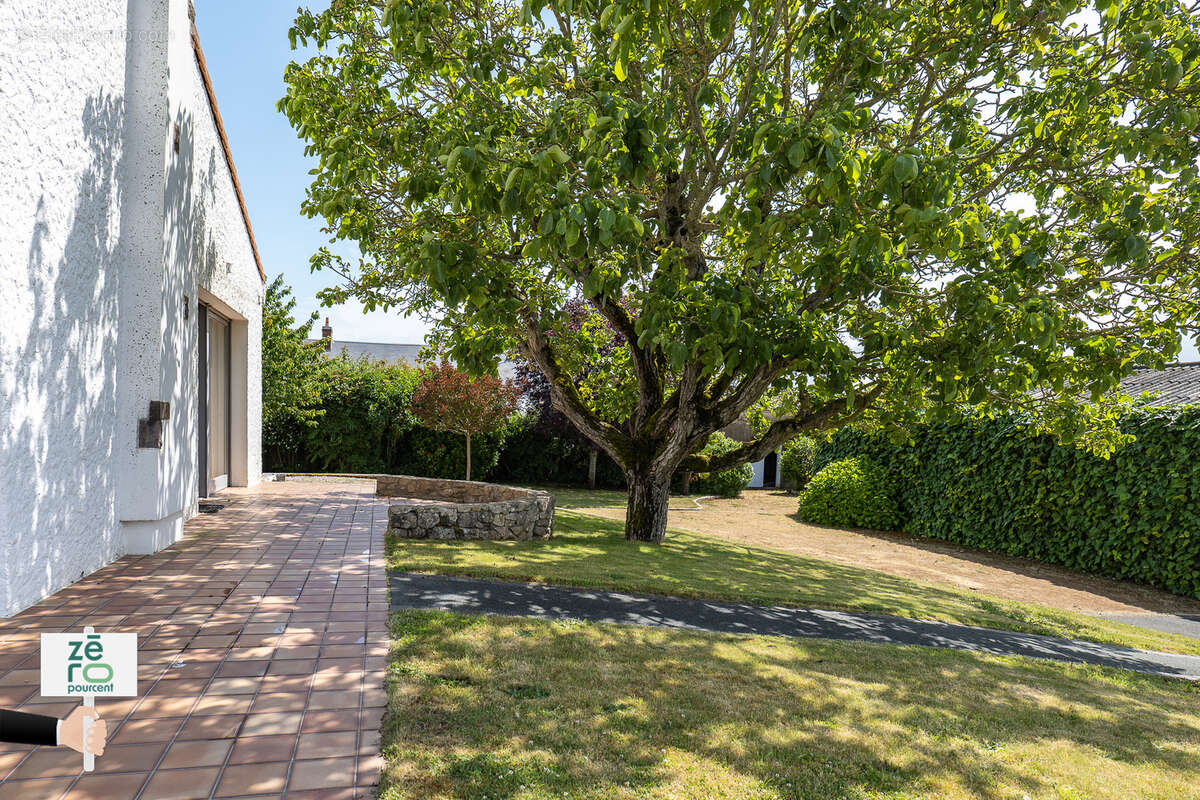 Maison à LES HERBIERS