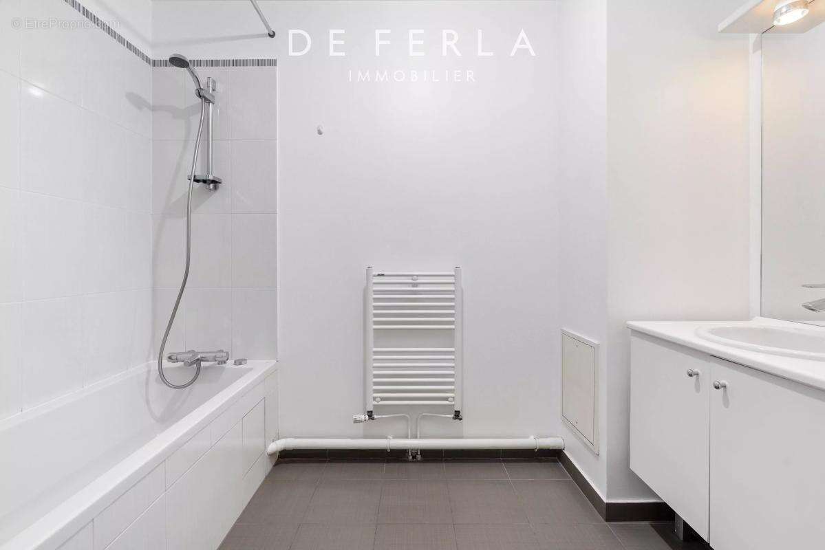 Appartement à MONTROUGE