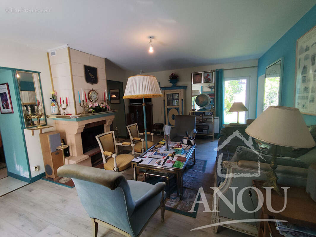 Maison à OZOIR-LE-BREUIL