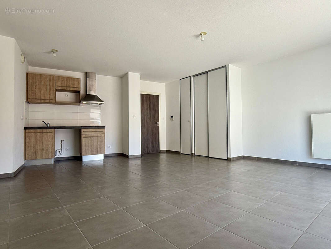 Appartement à SAINT-JEAN-DE-VEDAS