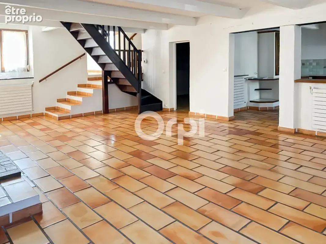Maison de village de 144 m2 avec terrasse et cave - photo 5