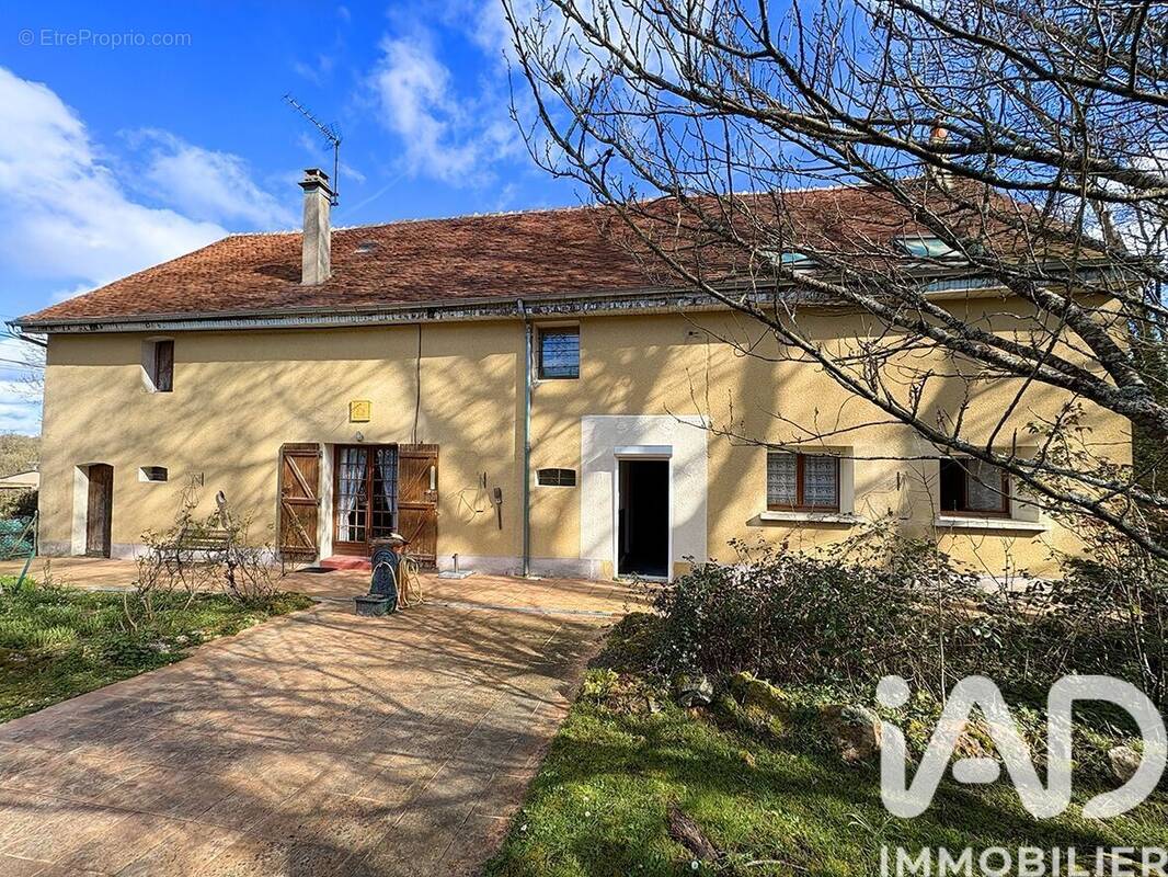Photo 1 - Maison à MEZILLES