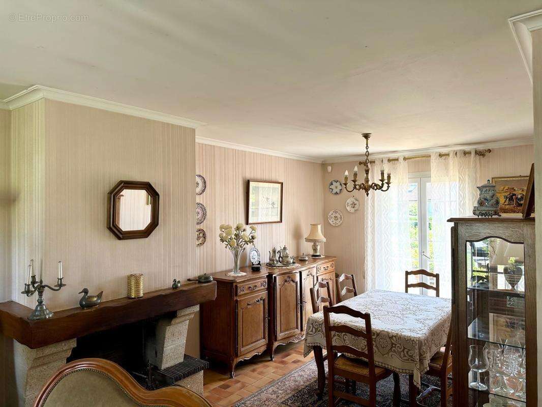 Maison à RAILLENCOURT-SAINTE-OLLE