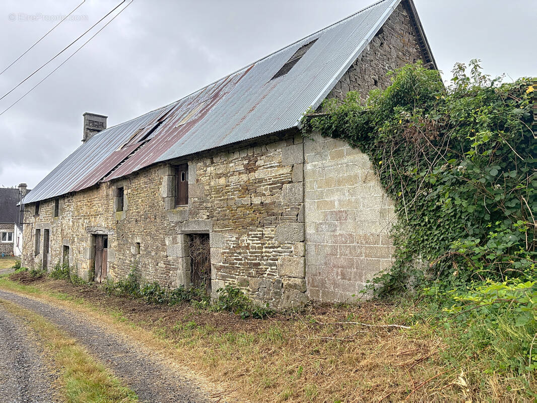 Maison à SOURDEVAL