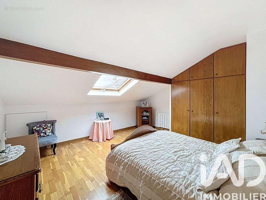 Photo 9 - Maison à HOUILLES