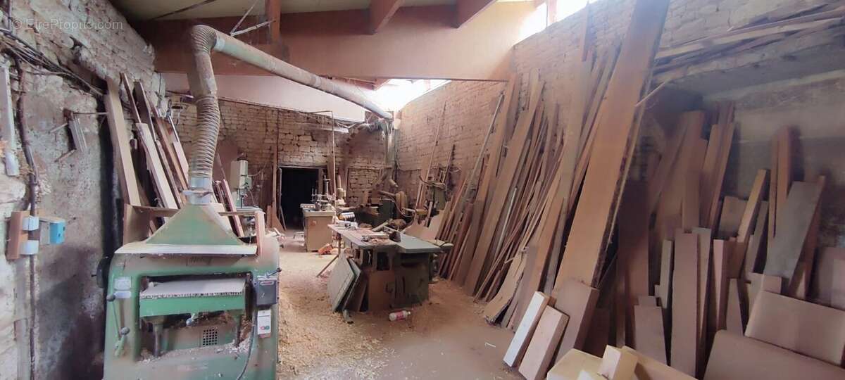 Maison Charentaise à rénover avec plusieurs dépendances et un grand jardin - photo 21