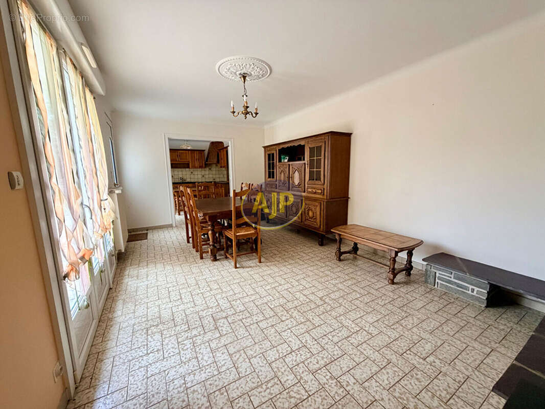 Maison Guemene-Penfao 76 m2 - 1000 m2 terrain - photo 6