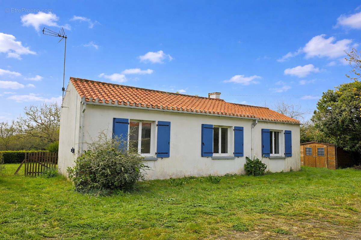 Maison à NOTRE-DAME-DE-RIEZ