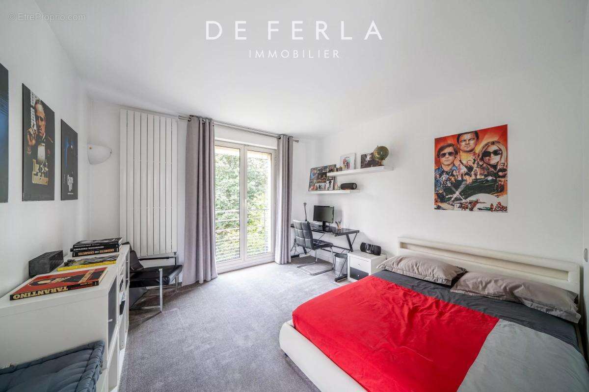 Maison à NEUILLY-SUR-SEINE