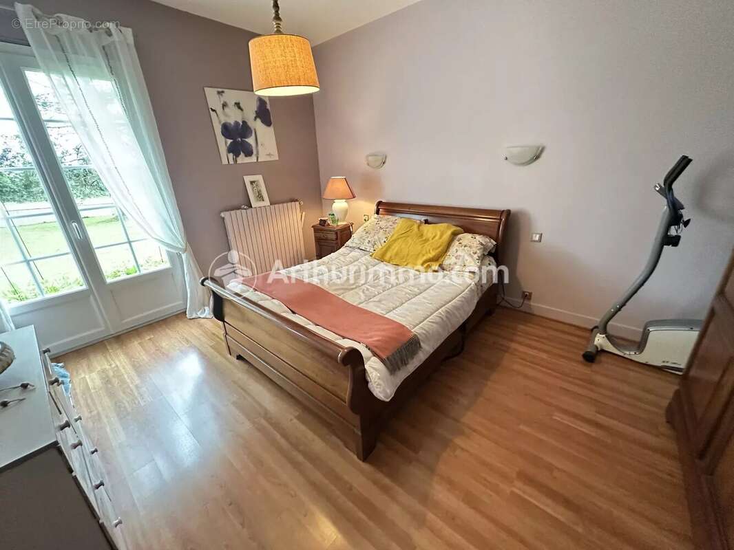 Maison à SAINT-ASTIER