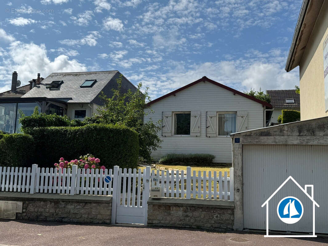 Maison à ARROMANCHES-LES-BAINS