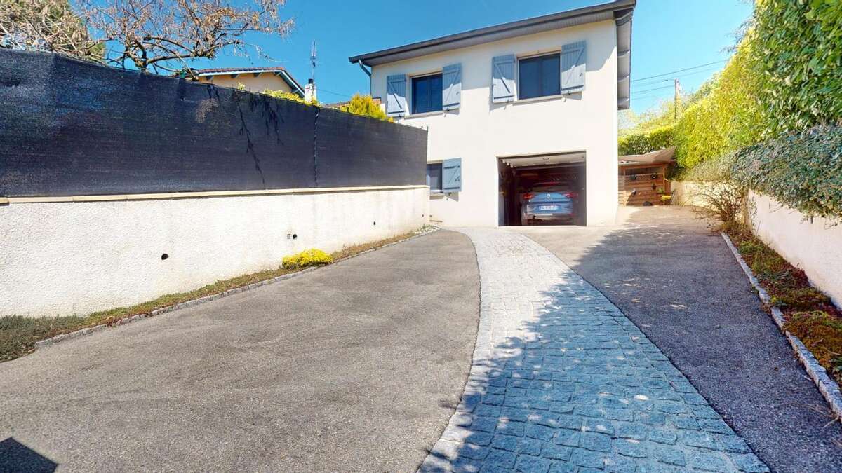 Maison à FRANCHEVILLE