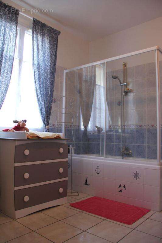 Maison à VILLERS-COTTERETS