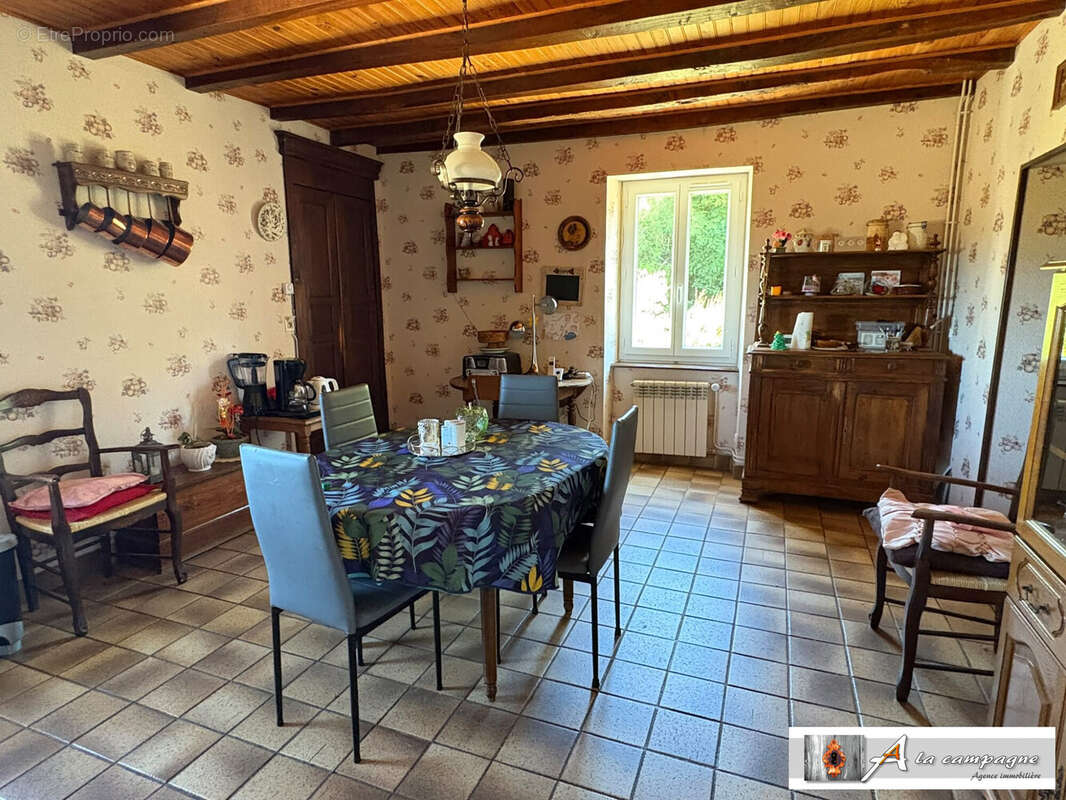 Maison 98 m² à Chateau-Sur-Cher  - photo 8