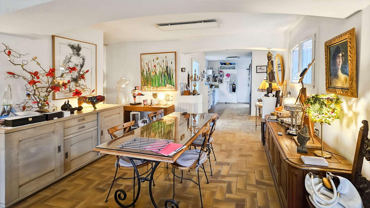 Maison à MONTAUROUX