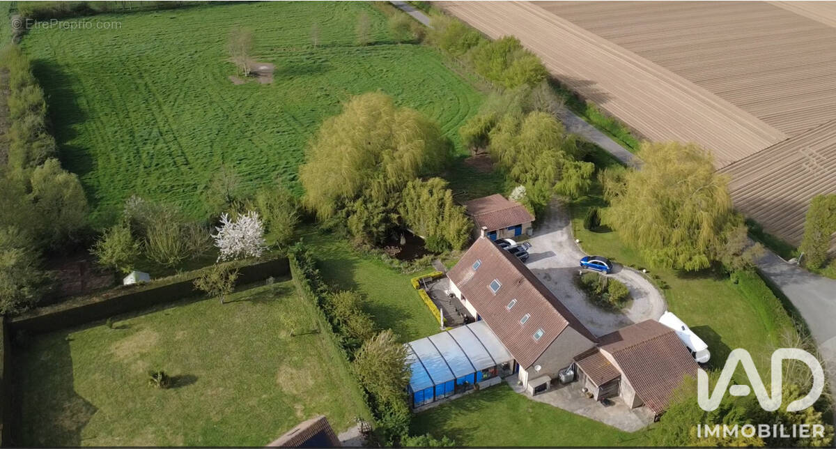 Photo 1 - Maison à LEDRINGHEM