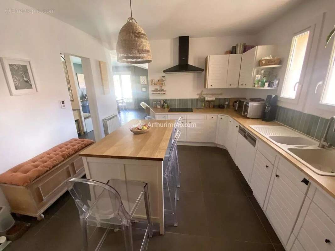 Maison à SIX-FOURS-LES-PLAGES