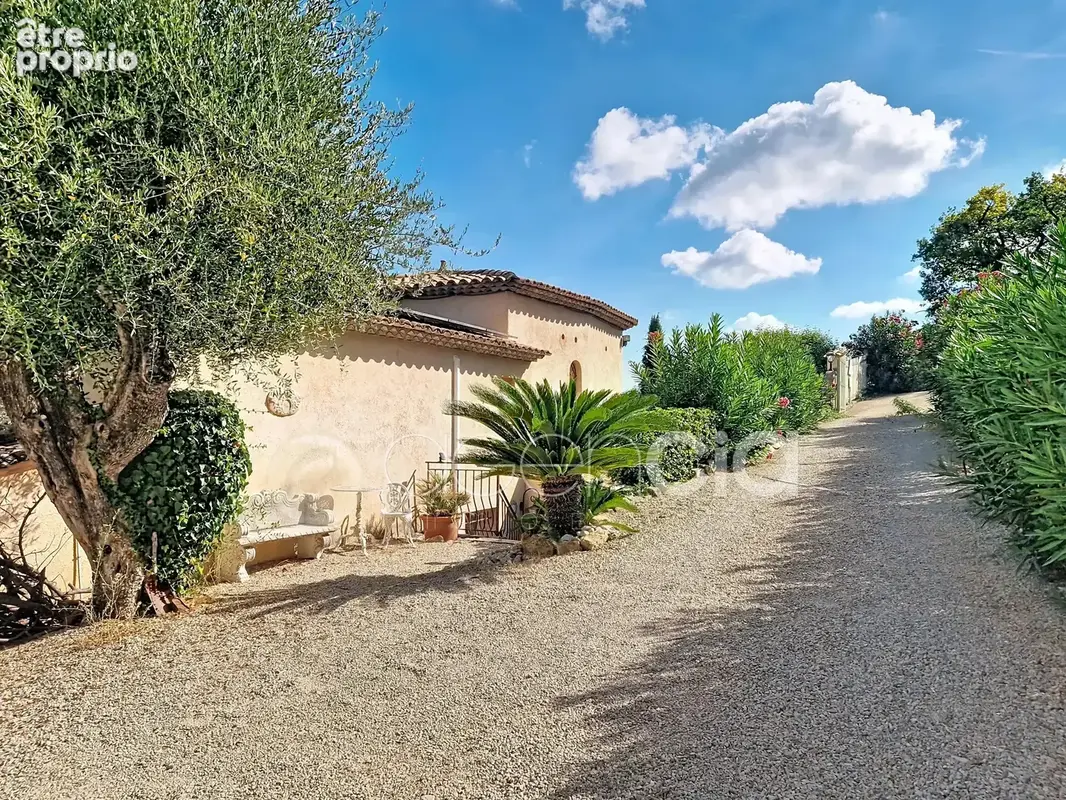 Villa de charme –calme absolu, vue dégagée et piscine - photo 2